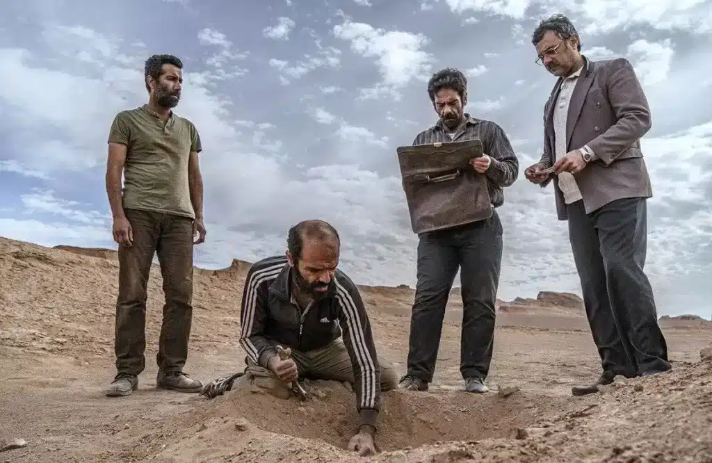 مرگنامعلوم 1024x666 - اثر جدید علی زرنگار &laquo;علت مرگ: نامعلوم&raquo; اکران شد!!!